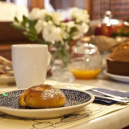 Stella Bed & Breakfast 2*